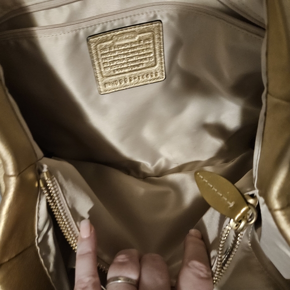 SET COACH vintage purse + Michael Kors wallet set - Picture 5 of 16